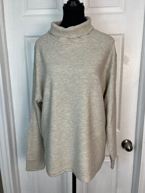 NWT Uniqlo Oversize Soft Knitted Fleece Ribbed High Neck T-Shirt Size M